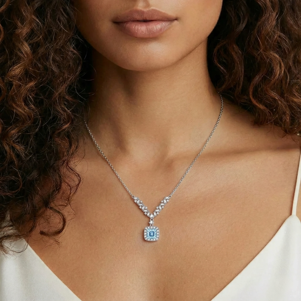 CELESTIAL ARC NECKLACE